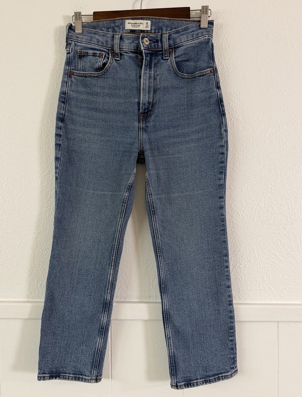 Abercrombie & Fitch The Ankle Straight Jeans 26 Ultra High Rise Cropped Blue